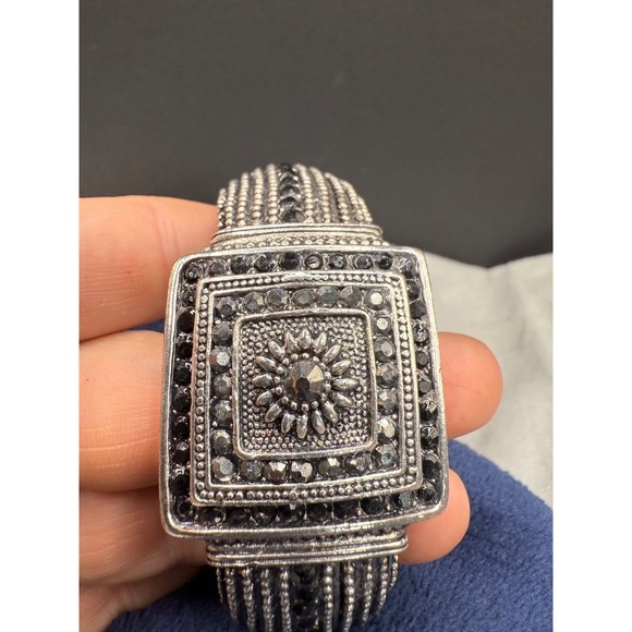 Modern Chunky Bracelet‎ Hinged Clamper Grey  Y2K6.5" - Picture 2 of 9